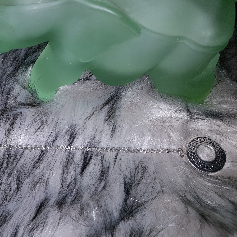 Necklace - Picture 2 of 4